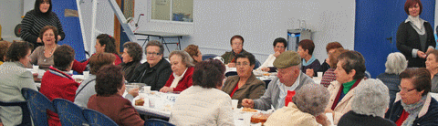 Desayuno navideño de los alumnos del taller de Gerontogimnasia
